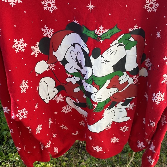 Disney Mickey and Minnie Kissmas Christmas Sweater. NWOT.  Size XXXL. Red - Picture 13 of 16
